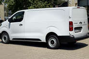 Opel Vivaro Base