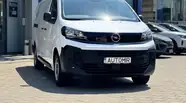 Opel Vivaro Base