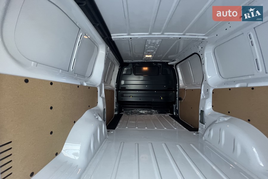Opel Vivaro - фото 14