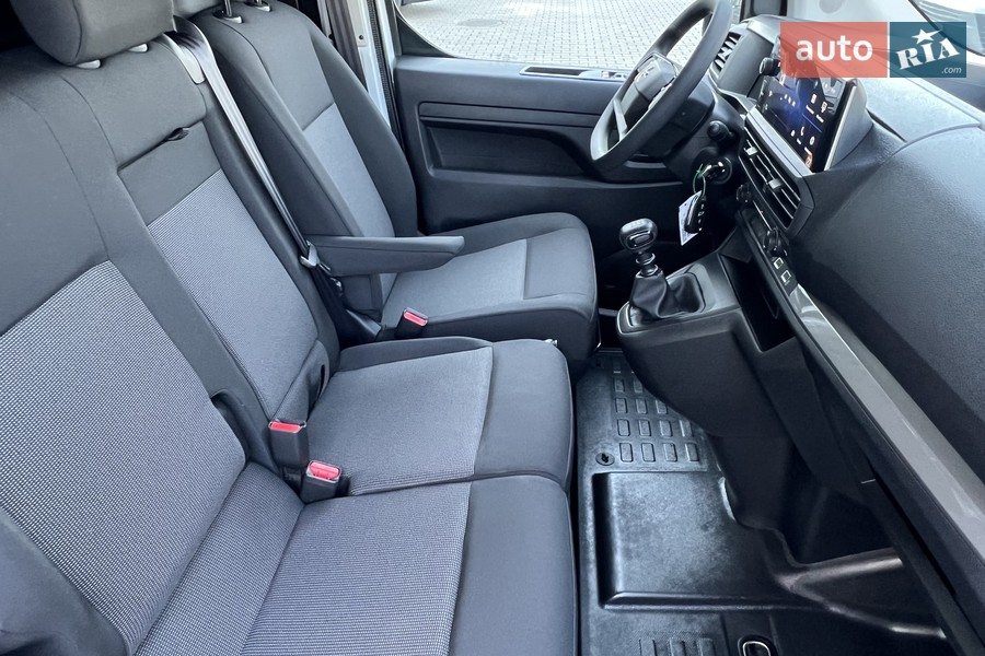Opel Vivaro - фото 17