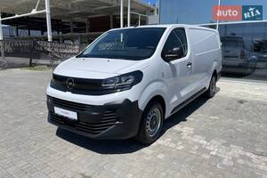 Opel Vivaro Base
