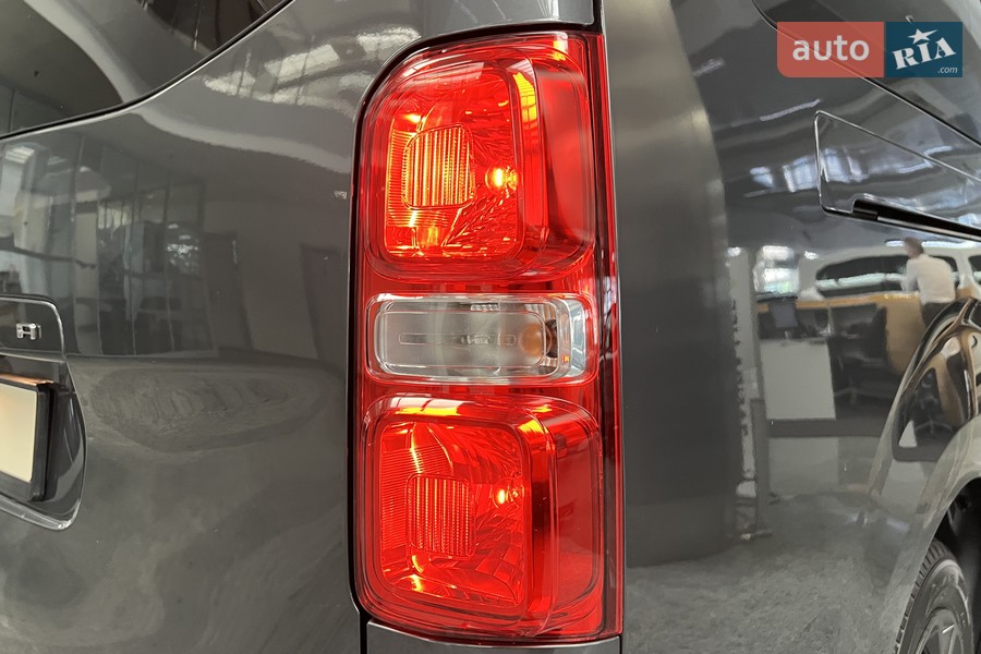 Opel Zafira Life - фото 6