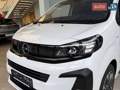 Opel Zafira Life 2025 Business