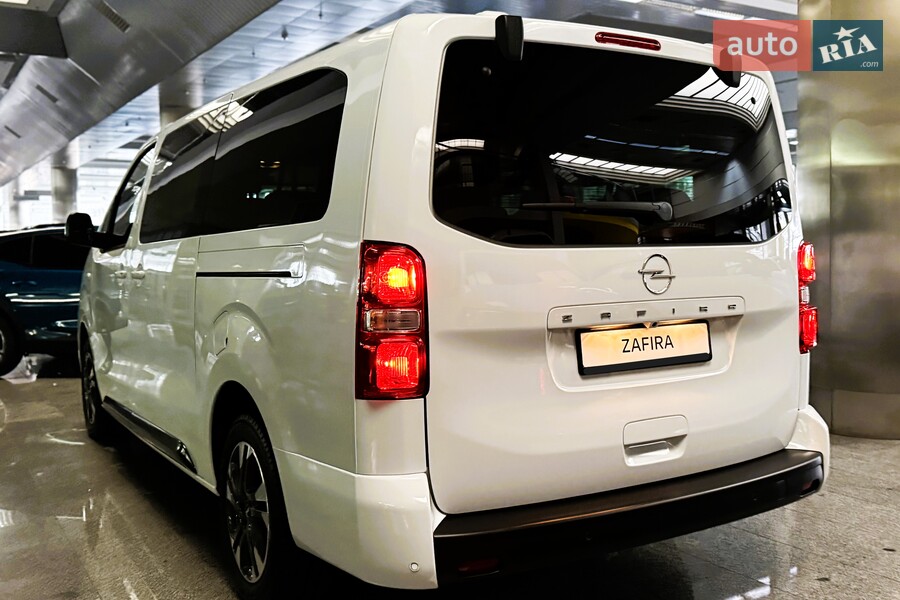 Opel Zafira - фото 9