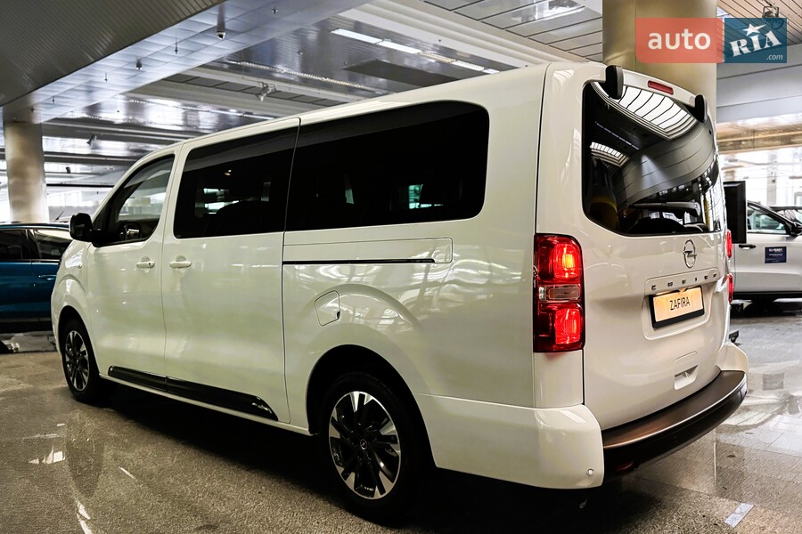 Opel Zafira - фото 8