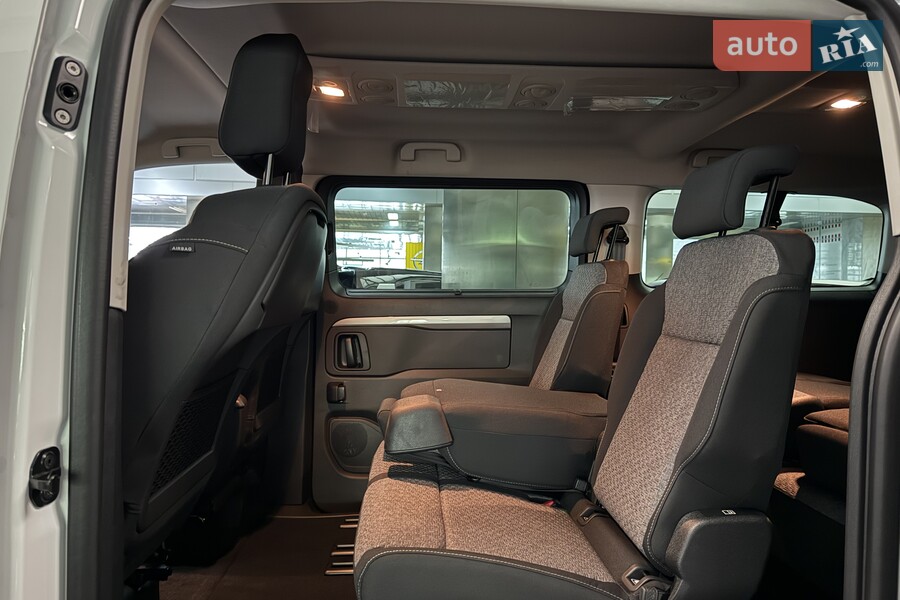 Opel Zafira - фото 17