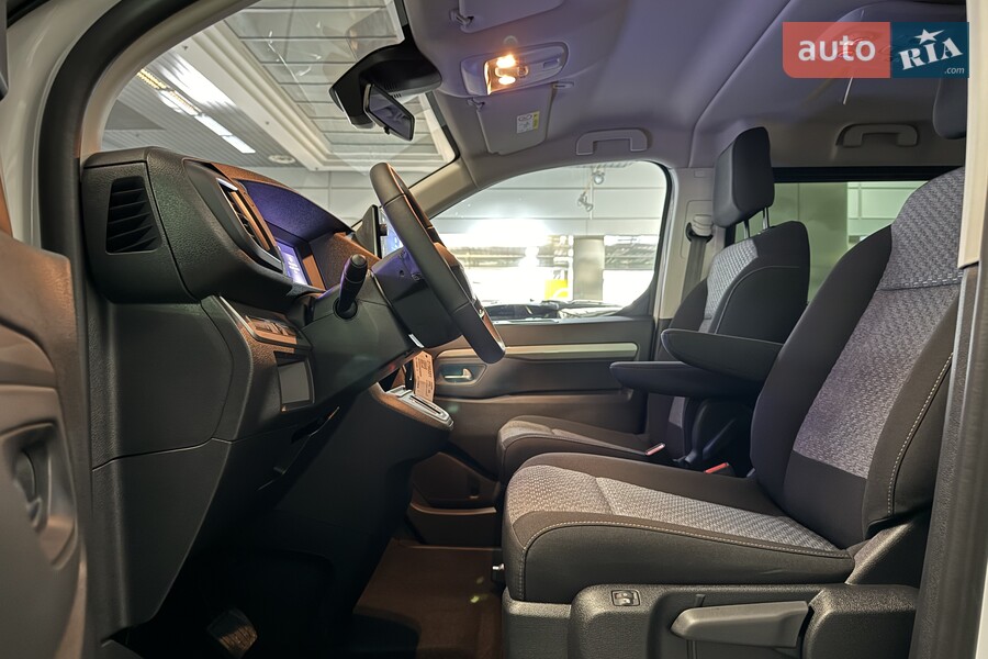 Opel Zafira - фото 16