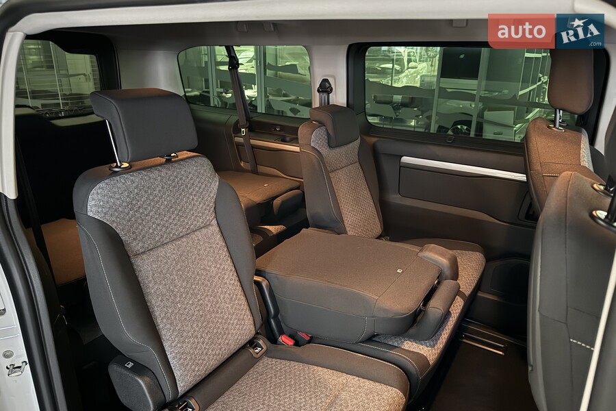 Opel Zafira - фото 18