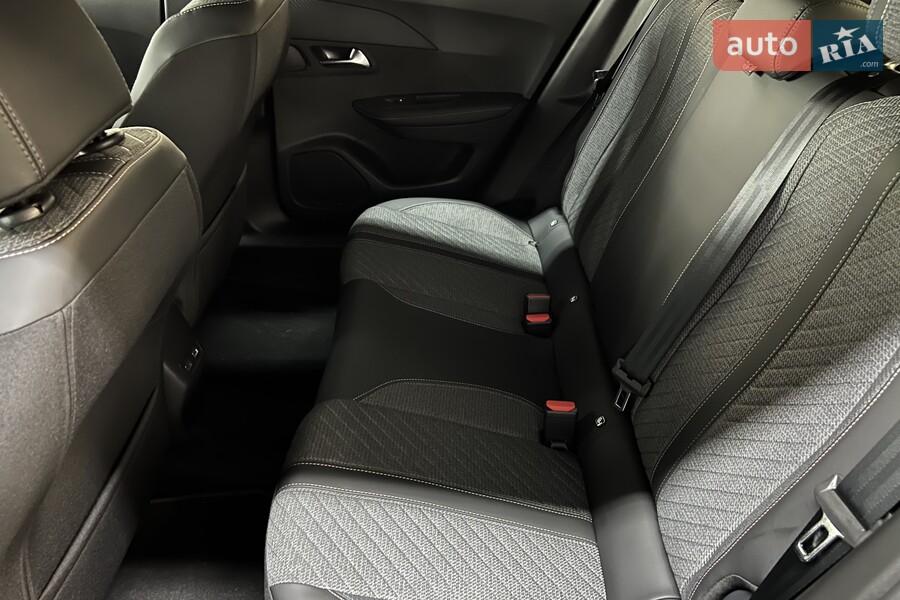 Peugeot 2008 - фото 12
