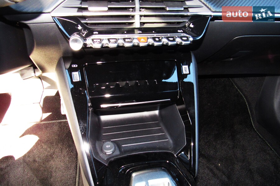 Peugeot 2008 - фото 11
