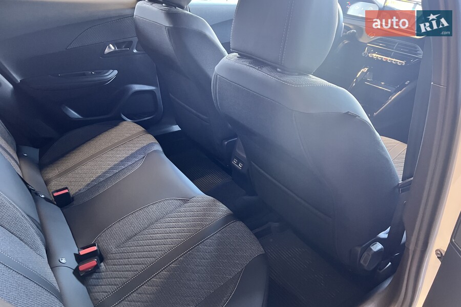 Peugeot 2008 - фото 23