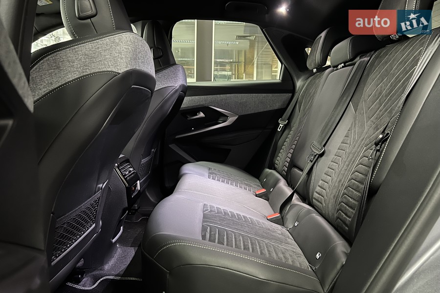 Peugeot 3008 - фото 16