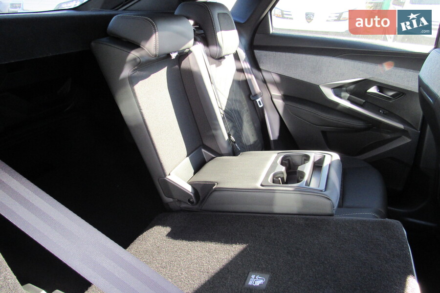 Peugeot 3008 - фото 11