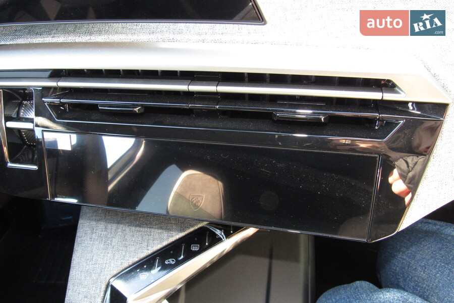 Peugeot 3008 - фото 19