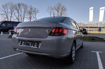 Peugeot 301 Active