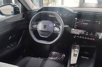 Peugeot 408 Allure Pack