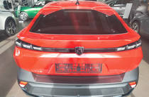 Peugeot 408 Allure Pack