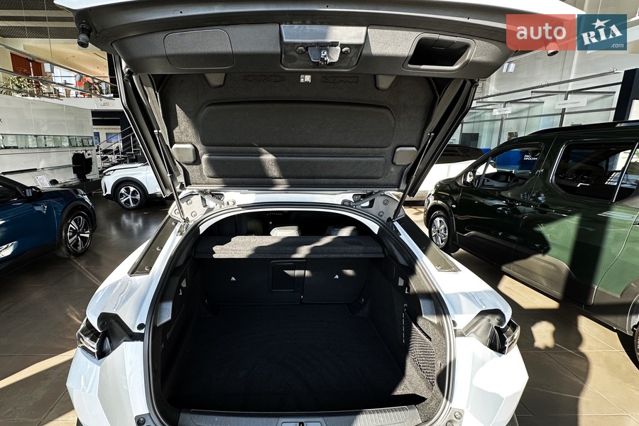 Peugeot 408 - фото 10