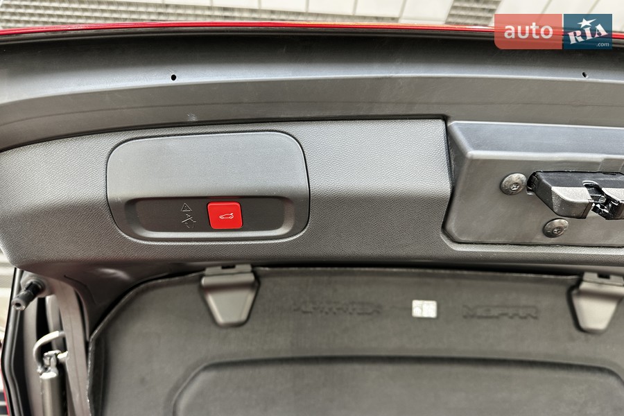 Peugeot 408 - фото 21