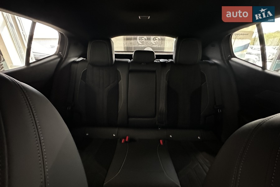 Peugeot 408 - фото 9