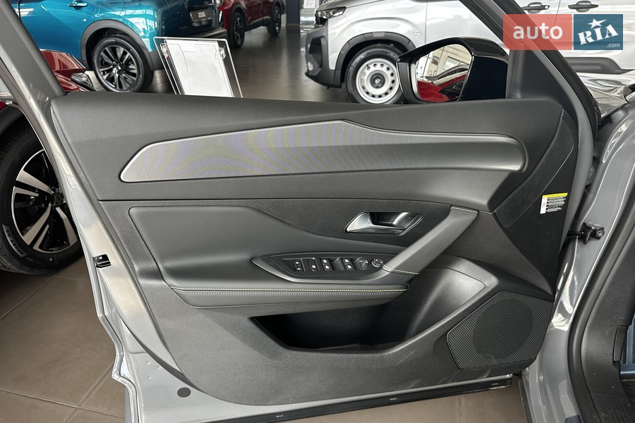 Peugeot 408 - фото 11