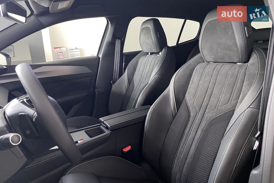 Peugeot 408 - фото 14