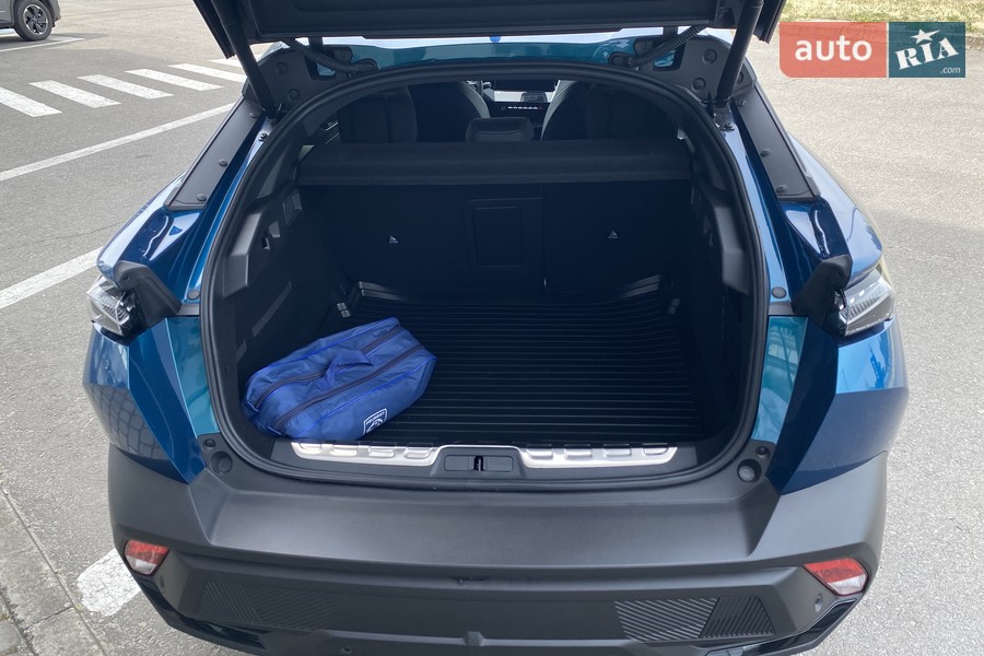 Peugeot 408 - фото 10