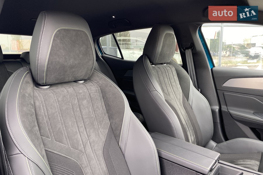 Peugeot 408 - фото 15
