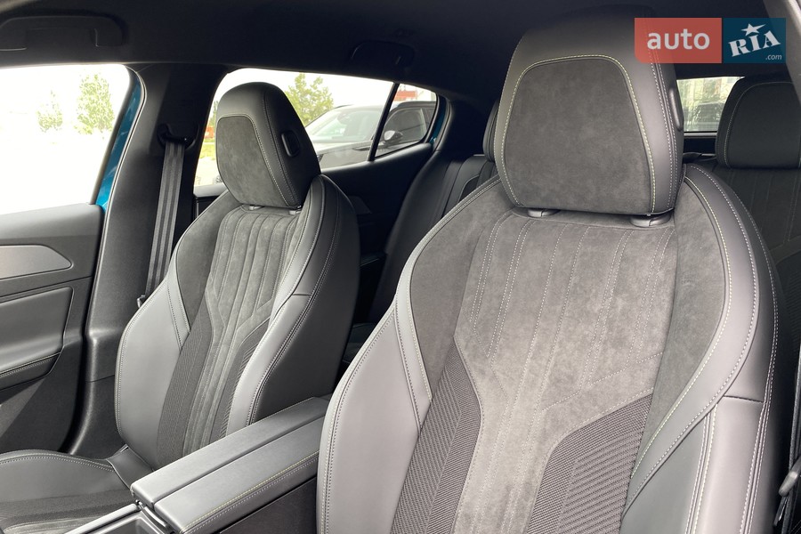 Peugeot 408 - фото 18