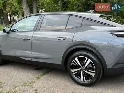 Новий Peugeot 408 2025 - фото 4