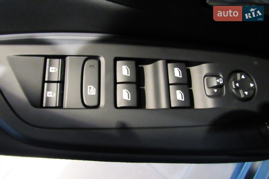 Peugeot 408 - фото 15