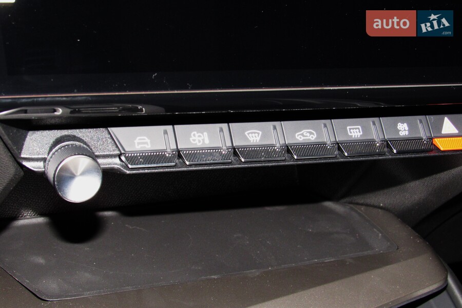 Peugeot 408 - фото 22