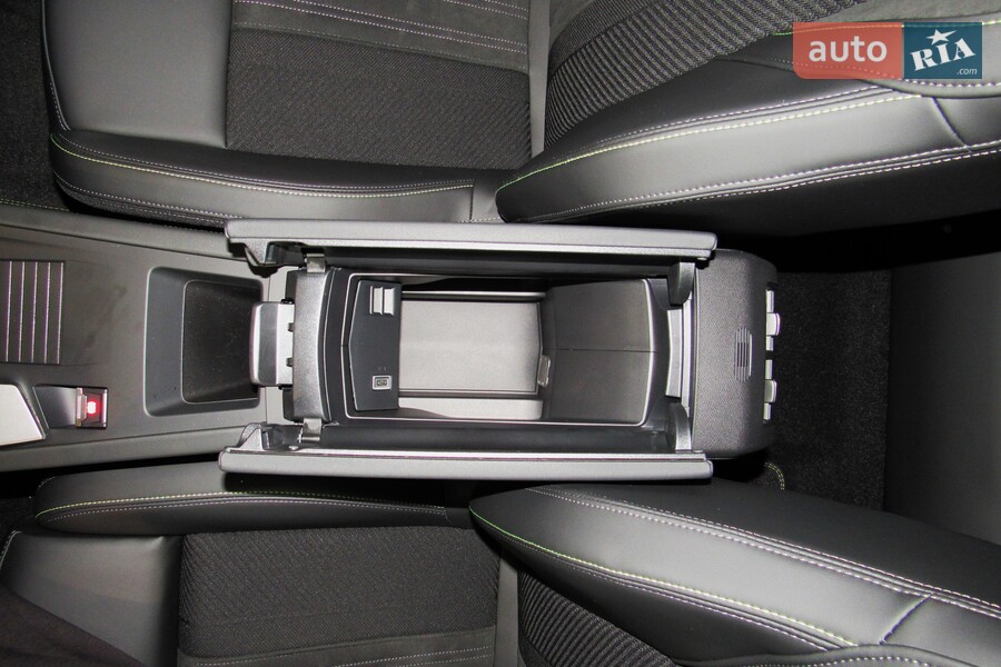 Peugeot 408 - фото 20