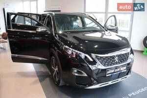 Peugeot 5008 2018 року