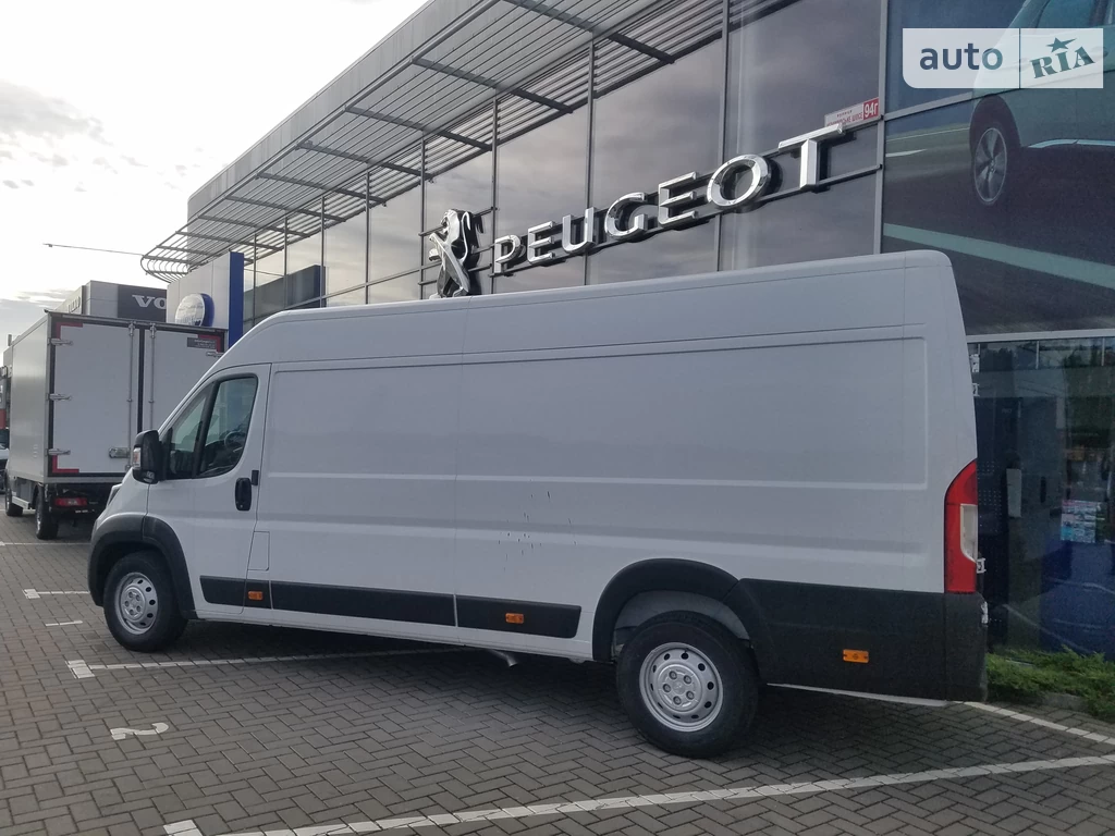 Peugeot Boxer Base