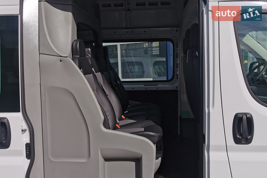 Peugeot Boxer - фото 10