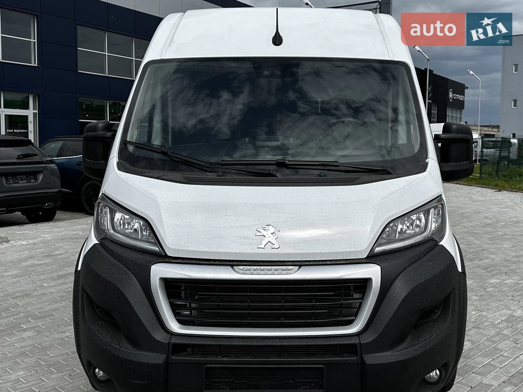 Peugeot Boxer Base