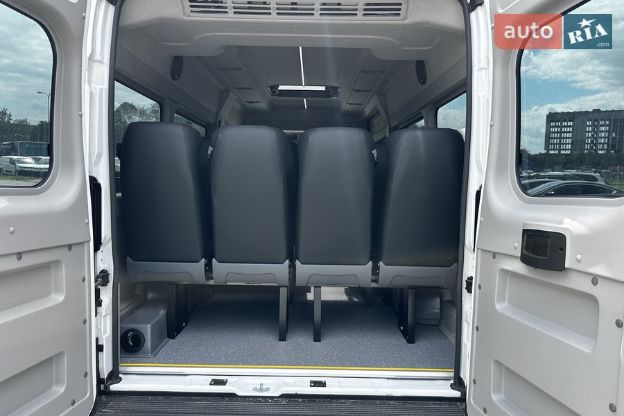 Peugeot Boxer - фото 9