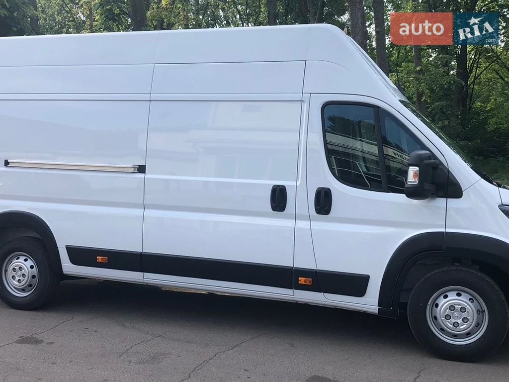 Peugeot Boxer Base