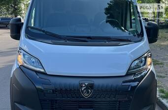 Peugeot Boxer 2025 Base