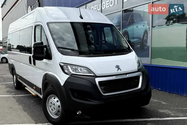 Peugeot Boxer Base