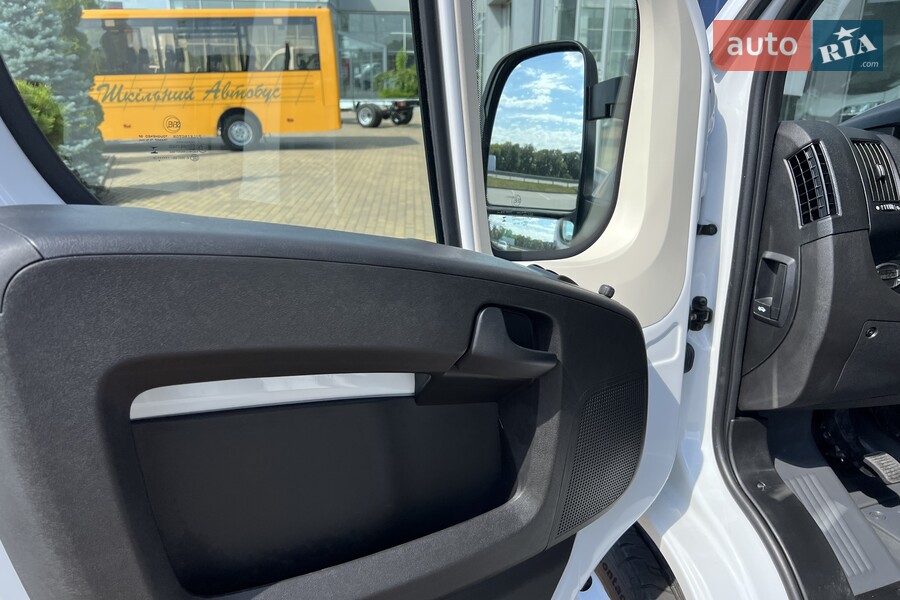 Peugeot Boxer - фото 17