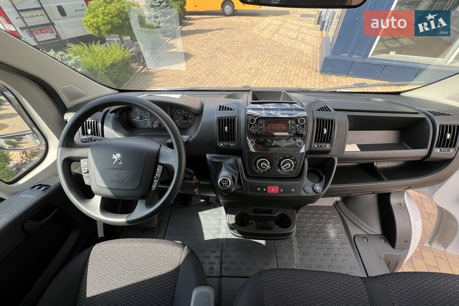 Peugeot Boxer - фото 13