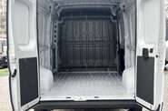 Peugeot Boxer Base
