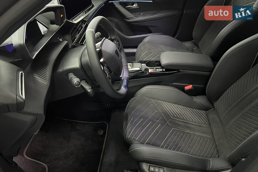 Peugeot e-2008 - фото 23