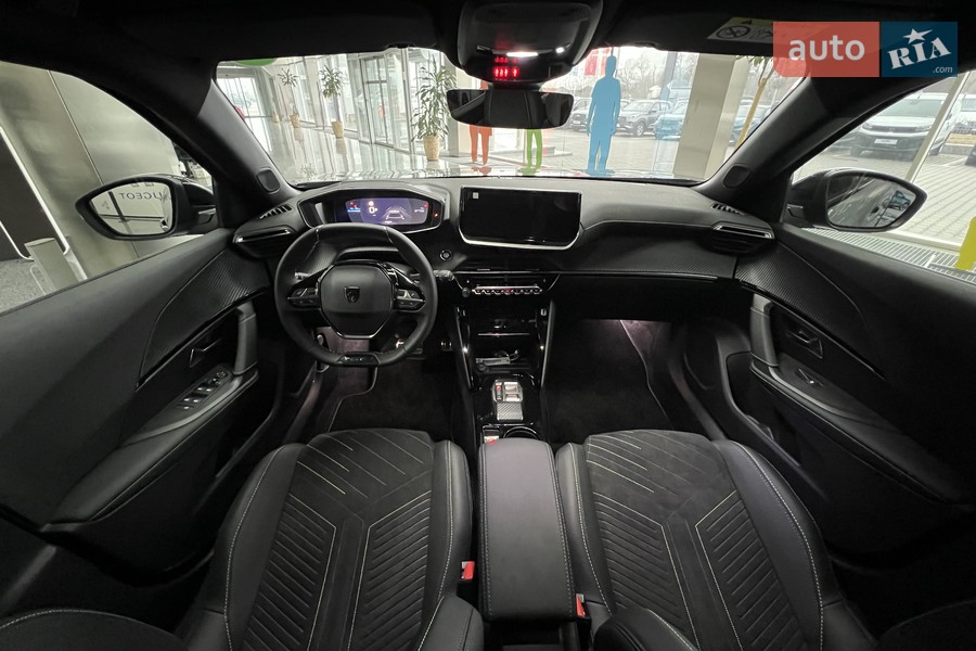 Peugeot e-2008 - фото 28