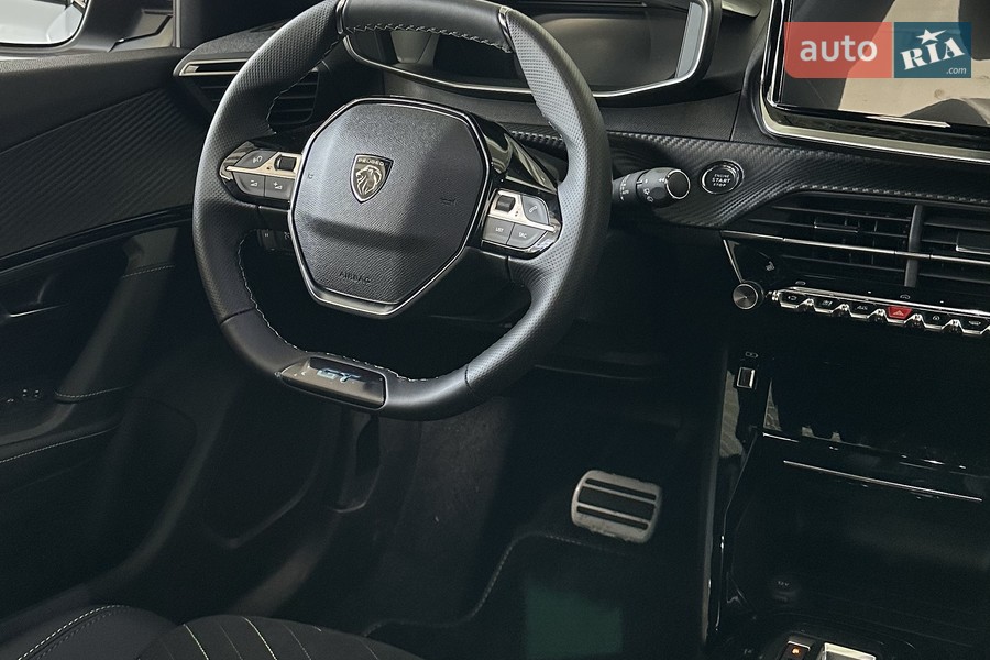Peugeot e-2008 - фото 15