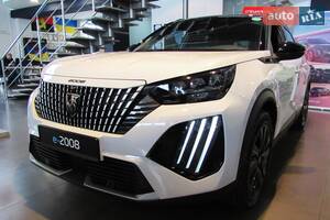 Peugeot e-2008 GT
