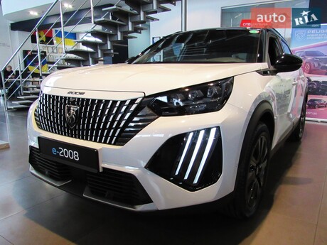 Peugeot e-2008 2025