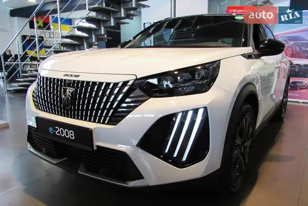 Peugeot e-2008 GT